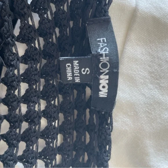 Fashion Nova Black Crochet Long-Sleeve Crop Top - Picture 4 of 4